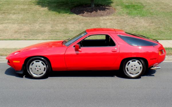 1982 Porsche 928 