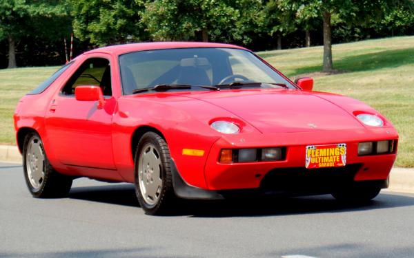 1982 Porsche 928 