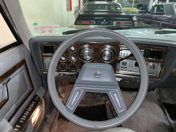 1985 Chrysler Fifth Ave 