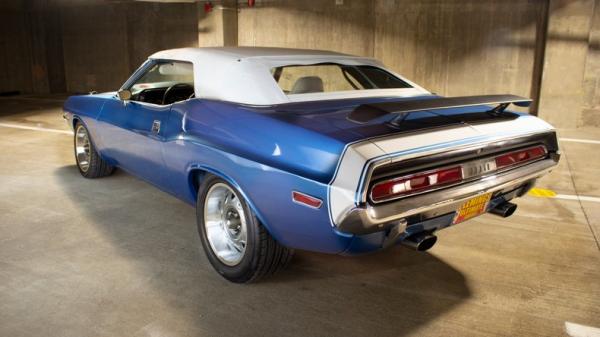 1970 Dodge Challenger 426 HEMI 