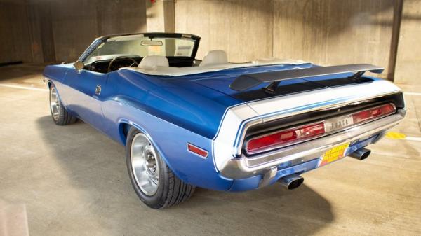 1970 Dodge Challenger 426 HEMI 