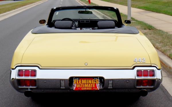 1972 Oldsmobile Cutlass 442