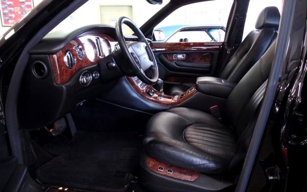 2000 Bentley Arnage Red Label