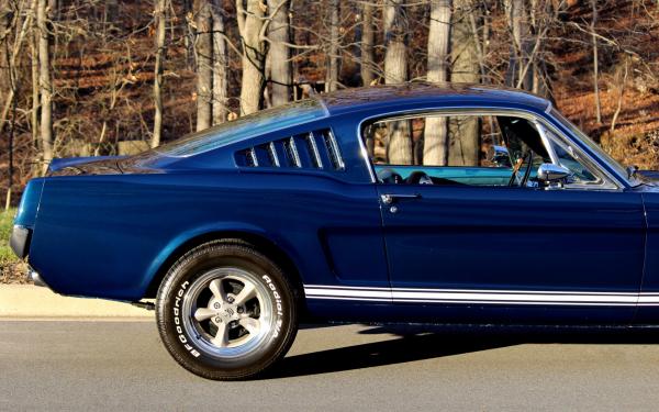 1965 Ford Mustang GT Fastback