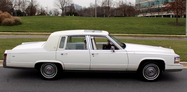 1990 Cadillac Fleetwood Triple White Brougham