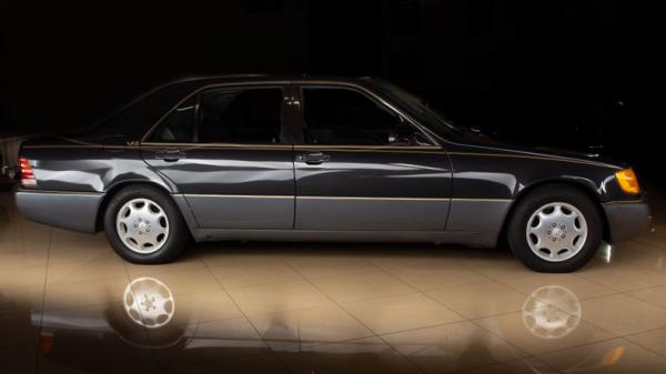 1992 Mercedes-Benz 600SEL V-12 