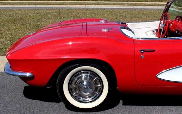 1961 Chevrolet Corvette Roadster