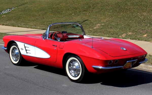 1961 Chevrolet Corvette Roadster