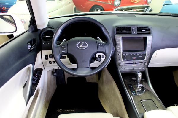 2010 Lexus IS 250 Convertible