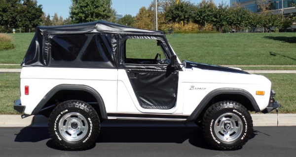 1977 Ford Bronco Show Piece!