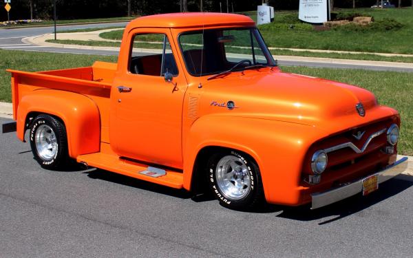 1955 Ford F100 Pro-Touring