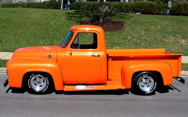 1955 Ford F100 Pro-Touring