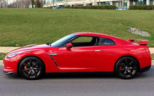 2010 Nissan GT-R Premium