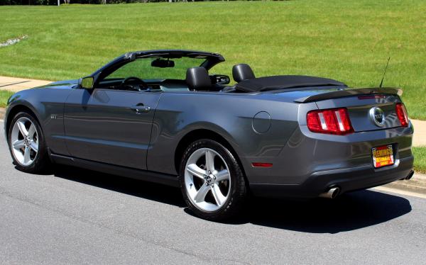 2010 Ford Mustang GT Premium