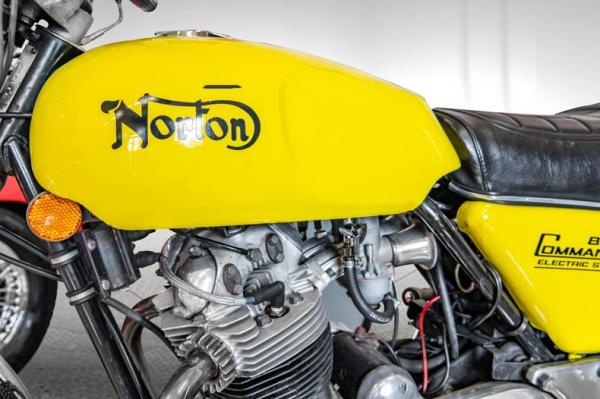 1975 NORTON 850 Commando 