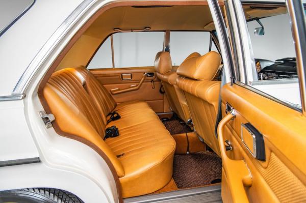 1973 Mercedes-Benz 220D 2 owner survivor 