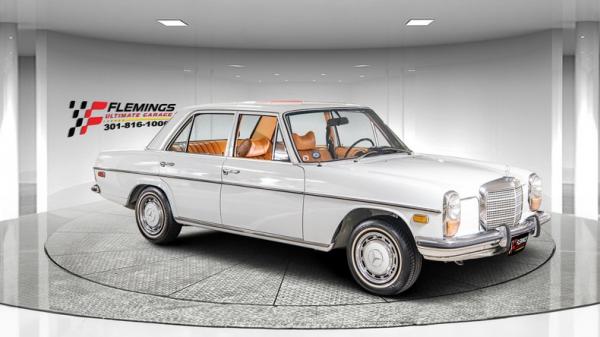 1973 Mercedes-Benz 220D 2 owner survivor 