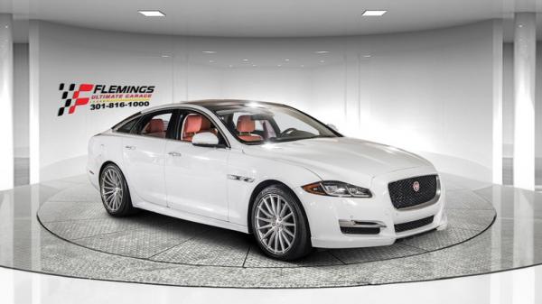 2017 Jaguar XJR Sport 