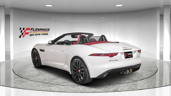 2020 Jaguar F-TYPE R Dynamic 