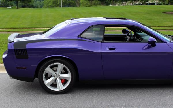 2010 Dodge Challenger SRT8