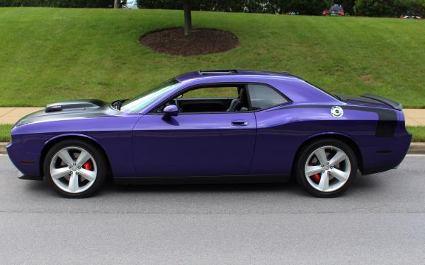 2010 Dodge Challenger SRT8