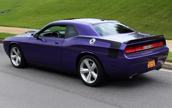 2010 Dodge Challenger SRT8