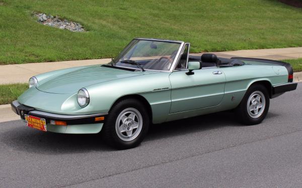 1985 Alfa Romeo Spider Veloce