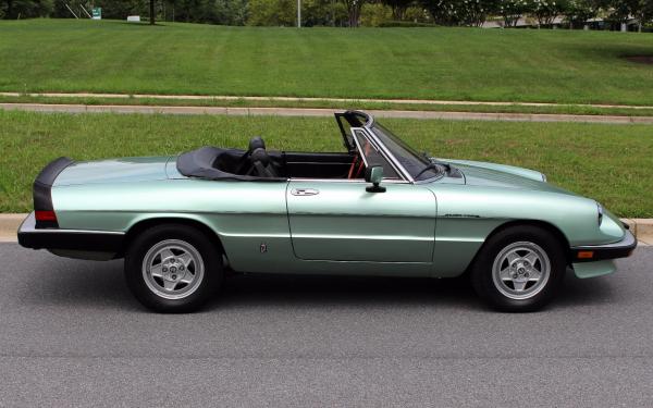 1985 Alfa Romeo Spider Veloce