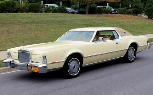 1976 Lincoln Continental 