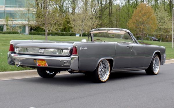 1962 Lincoln Continental Suicide door