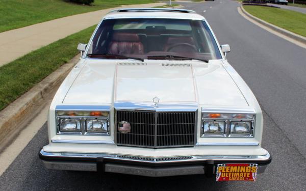 1985 Chrysler Fifth Avenue 