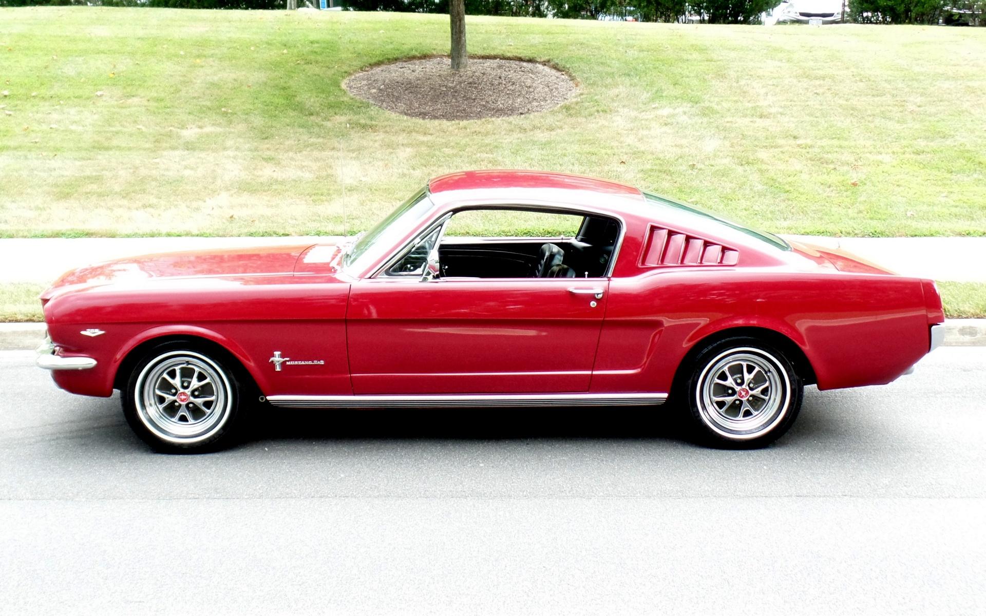 1965 Ford Mustang GT Fastback 2+2