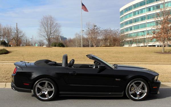 2011 Ford Mustang Roush Stage 2 