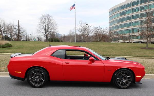 2016 Dodge Challenger R/T Plus Shaker 