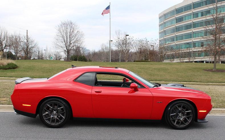 2016 Dodge Challenger R/T Plus Shaker